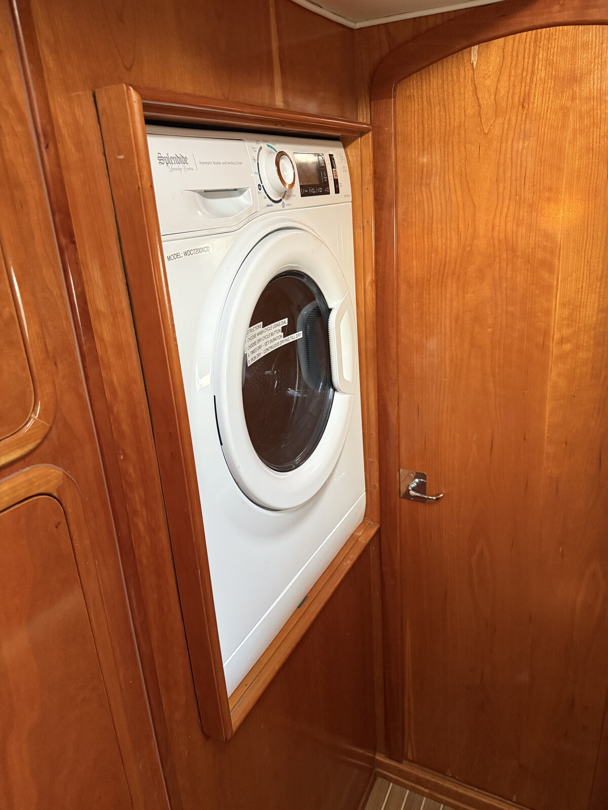 Washer/dryer combo unit